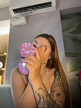 Snapshot of Beella1_ chatting on March 5, 2026, 11:51 am Beella1 online show from March 5, 2026, 11:51 am