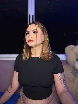 Beella1  online show from May 5, 2026, 10:07 am
