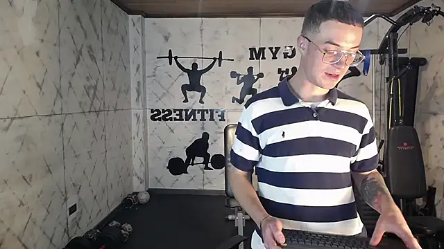 Snapshot of Lil_James chatting on November 27, 2025, 7:14 pm Lil James online show from November 27, 2025, 7:14 pm