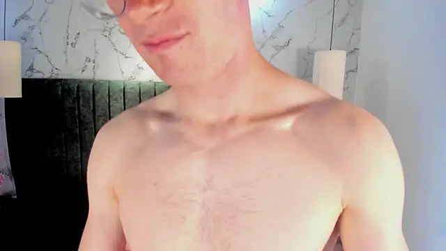 Snapshot of Lil_James chatting on November 7, 2025, 8:46 pm Lil James online show from November 7, 2025, 8:46 pm