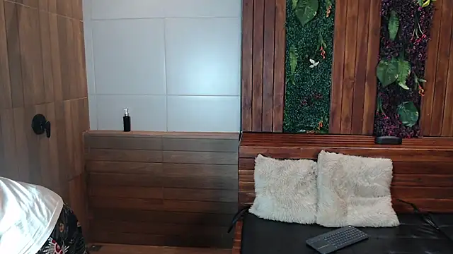 Snapshot of Lil_James chatting on November 13, 2025, 7:51 pm Lil James online show from November 13, 2025, 7:51 pm