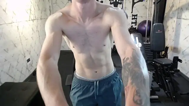 Snapshot of Lil_James chatting on November 8, 2025, 8:01 pm Lil James online show from November 8, 2025, 8:01 pm