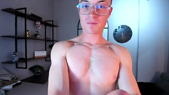 Snapshot of Lil_James chatting on November 12, 2025, 3:54 am Lil James online show from November 12, 2025, 3:54 am