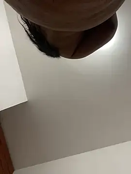 Snapshot of NataliaaMiller_ chatting on December 5, 2025, 11:09 am NataliaaMiller online show from December 5, 2025, 11:09 am