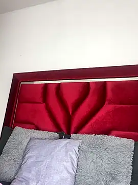 Snapshot of NataliaaMiller_ chatting on November 24, 2025, 11:21 am NataliaaMiller online show from November 24, 2025, 11:21 am