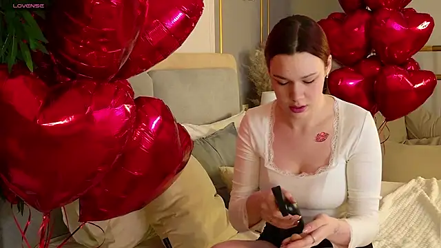 KoriPaul online show from February 15, 2026, 6:47 am