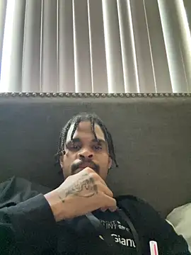 Mrmakeherwet Tez online show from October 24, 2025, 9:25 pm