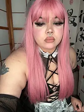 Snapshot of yum3doll chatting on November 12, 2025, 7:40 pm yum3doll online show from November 12, 2025, 7:40 pm