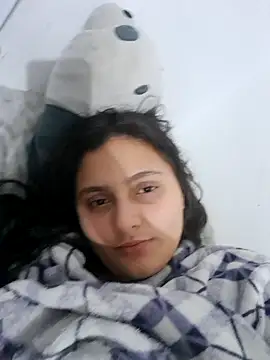 Snapshot of Layla_Latina chatting on November 2, 2025, 3:55 am Layla Latina online show from November 2, 2025, 3:55 am