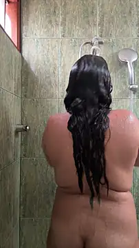 Snapshot of Kmiii21 chatting on February 20, 2026, 8:55 pm Kmiii21 online show from February 20, 2026, 8:55 pm