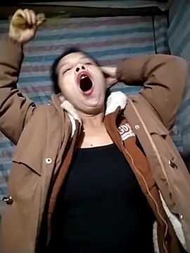 Snapshot of rickkis2k chatting on November 19, 2025, 9:37 pm rickkis2k online show from November 19, 2025, 9:37 pm