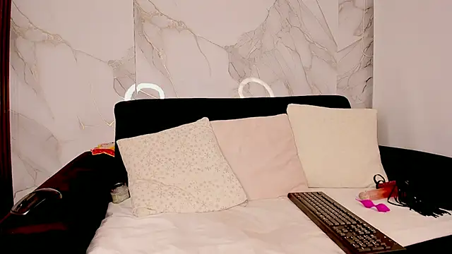 Snapshot of Cleopatriagad chatting on March 12, 2026, 1:00 am Cleopatriagad online show from March 12, 2026, 1:00 am