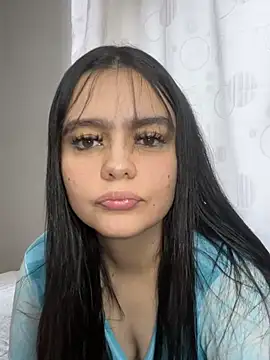 Snapshot of Selena_Roa chatting on April 15, 2026, 7:58 pm Selena Roa online show from April 15, 2026, 7:58 pm