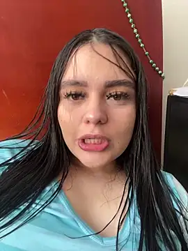 Snapshot of Selena_Roa chatting on April 12, 2026, 3:48 pm Selena Roa online show from April 12, 2026, 3:48 pm
