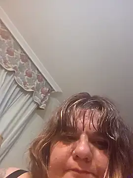 Snapshot of L636L171 chatting on May 11, 2026, 3:52 am L636L171 online show from May 11, 2026, 3:52 am