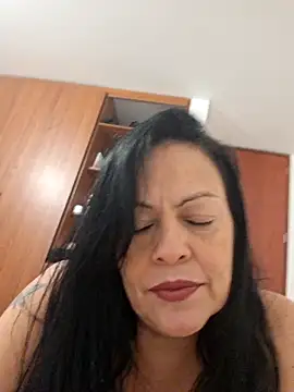 viviana-sexi online show from April 24, 2026, 8:22 pm