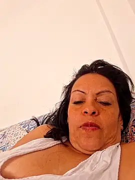 viviana-sexi online show from May 13, 2026, 2:02 pm