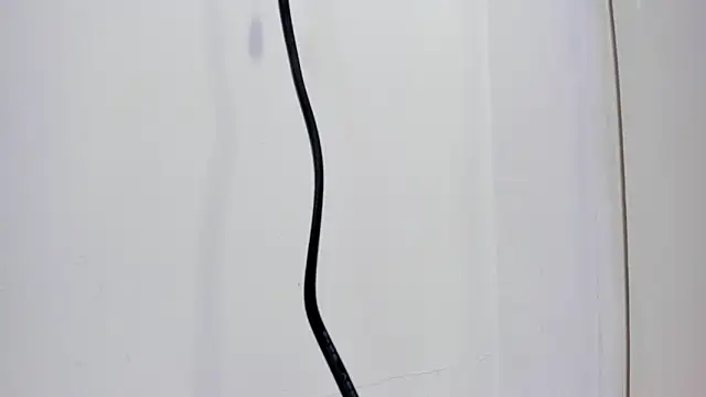mirandaduboiss online show from April 28, 2026, 4:44 pm