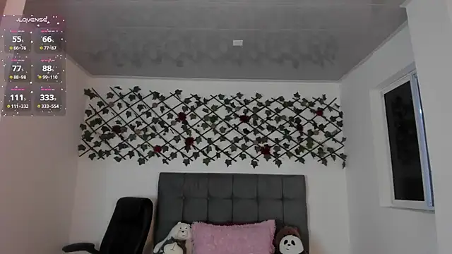 Snapshot of Karly_Closson chatting on November 8, 2025, 3:32 am Karly Closson online show from November 8, 2025, 3:32 am