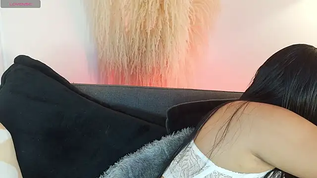 Snapshot of mia_roux1 chatting on July 20, 2026, 11:29 pm mia roux1 online show from July 20, 2026, 11:29 pm
