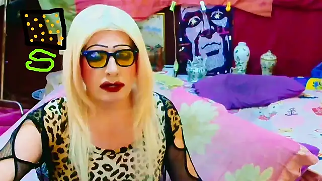 Snapshot of horni4luv chatting on December 13, 2025, 11:44 pm horni4luv online show from December 13, 2025, 11:44 pm