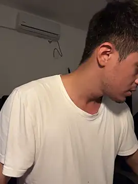 Snapshot of VERGALARGA120 chatting on December 15, 2025, 5:46 am VERGALARGA120 online show from December 15, 2025, 5:46 am