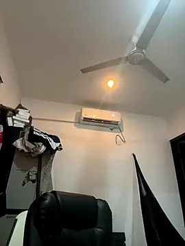 Snapshot of VERGALARGA120 chatting on October 24, 2025, 2:21 am VERGALARGA120 online show from October 24, 2025, 2:21 am