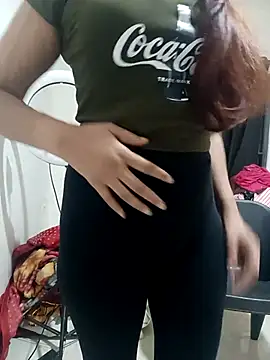 Snapshot of Bengoli_couple chatting on November 7, 2025, 2:54 pm Bengoli couple online show from November 7, 2025, 2:54 pm