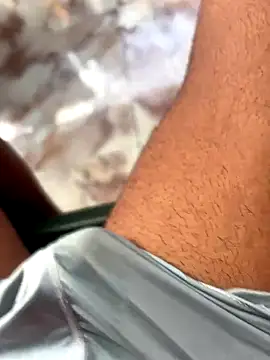 Snapshot of Rico1_1 chatting on November 21, 2025, 8:24 am Rico1 1 online show from November 21, 2025, 8:24 am