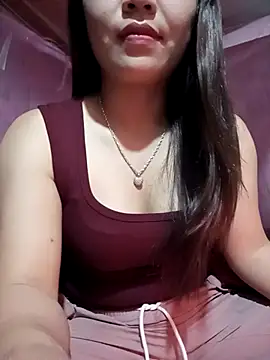 -Lanaa- online show from February 6, 2026, 11:01 pm