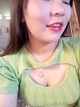 Snapshot of -Lanaa- chatting on November 26, 2025, 5:29 am -Lanaa- online show from November 26, 2025, 5:29 am