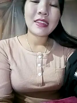 Snapshot of -Lanaa- chatting on November 3, 2025, 1:33 am -Lanaa- online show from November 3, 2025, 1:33 am