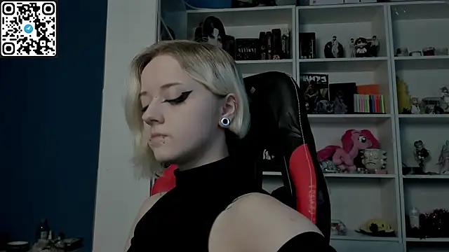 Holy Mistress S online show from February 6, 2026, 10:00 am