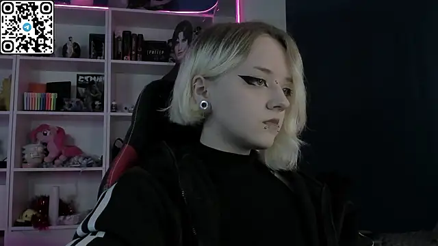 Holy Mistress S online show from February 27, 2026, 9:42 am