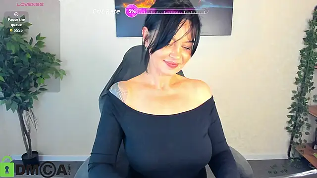 Snapshot of Sara_Devills chatting on June 7, 2026, 9:14 am Sara Devills online show from June 7, 2026, 9:14 am