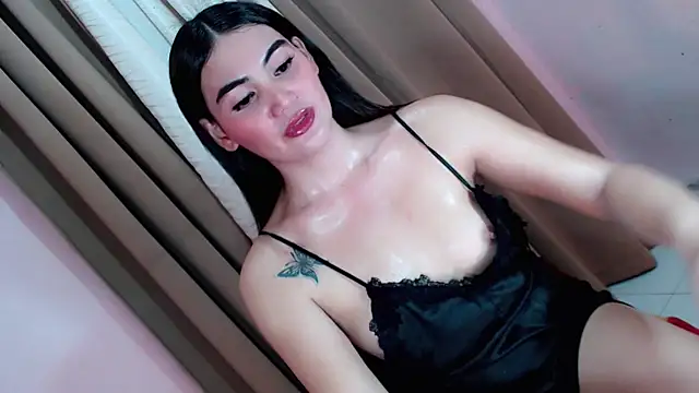 Snapshot of Felicity_lux chatting on February 26, 2026, 5:40 am Felicity lux online show from February 26, 2026, 5:40 am