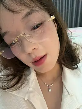 meimei x online show from March 21, 2026, 10:42 am