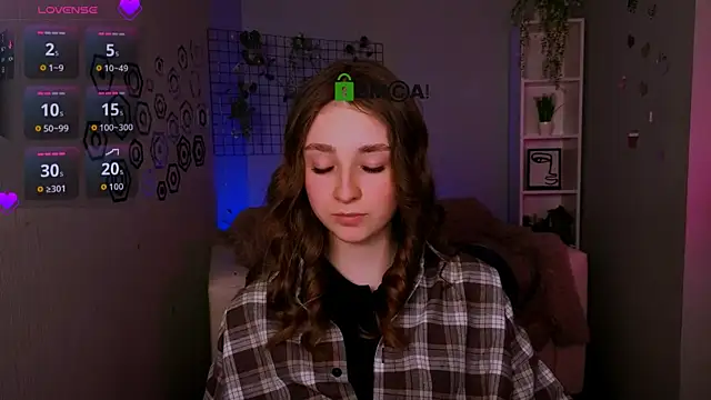 alisabliss online show from April 24, 2026, 7:38 pm