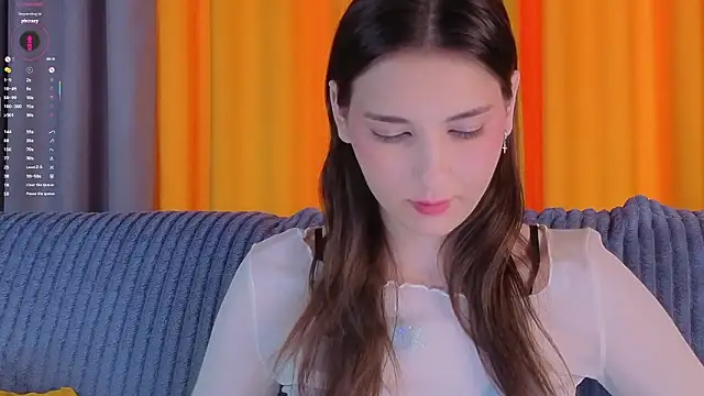 Snapshot of KateCahee chatting on March 7, 2026, 1:23 am KateCahee online show from March 7, 2026, 1:23 am