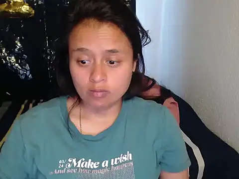 Snapshot of Negritatata chatting on November 12, 2025, 11:14 am Negritatata online show from November 12, 2025, 11:14 am