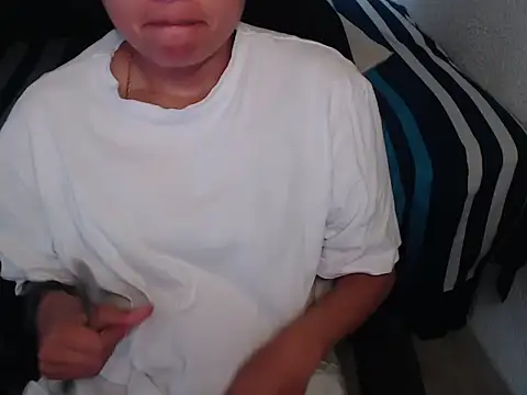 Snapshot of Negritatata chatting on November 13, 2025, 11:36 am Negritatata online show from November 13, 2025, 11:36 am