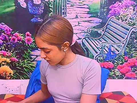 Snapshot of IndianPretty1 chatting on October 31, 2025, 5:37 am IndianPretty1 online show from October 31, 2025, 5:37 am