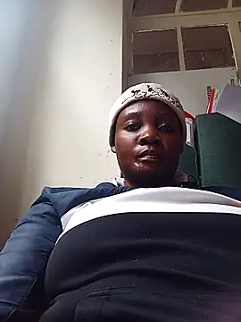 blackbeautyxx92 online show from November 11, 2025, 9:59 am