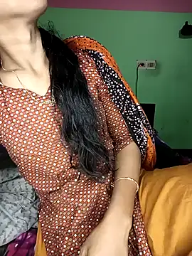 CoupleShow 432 online show from February 14, 2026, 2:06 pm