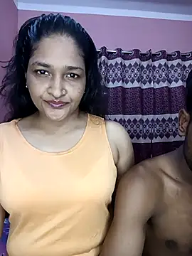 Snapshot of CoupleShow_432 chatting on April 23, 2026, 3:57 pm CoupleShow 432 online show from April 23, 2026, 3:57 pm