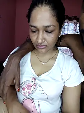 Snapshot of CoupleShow_432 chatting on April 18, 2026, 9:00 am CoupleShow 432 online show from April 18, 2026, 9:00 am