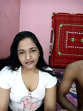 Snapshot of CoupleShow_432 chatting on May 9, 2026, 7:01 am CoupleShow 432 online show from May 9, 2026, 7:01 am