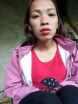 Snapshot of Karin-n chatting on October 27, 2025, 12:44 am Karin-n online show from October 27, 2025, 12:44 am