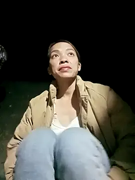 Snapshot of Karin-n chatting on November 18, 2025, 10:45 pm Karin-n online show from November 18, 2025, 10:45 pm