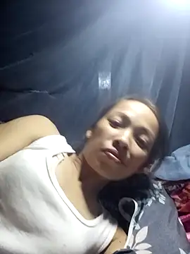 Snapshot of Karin-n chatting on October 29, 2025, 1:21 pm Karin-n online show from October 29, 2025, 1:21 pm